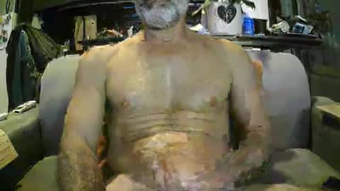 amram1985 online show from May 2026 07:52:01 PM