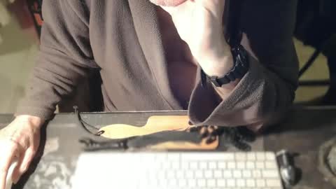 amslave4f online show from January 2026 08:19:01 AM