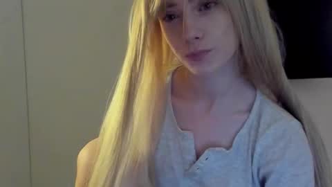 amy1_1 online show from October 2025 03:25:02 AM