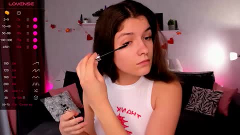 Amy online show from November 2025 08:48:01 AM