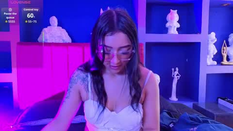 Amy online show from April 2026 01:57:02 PM