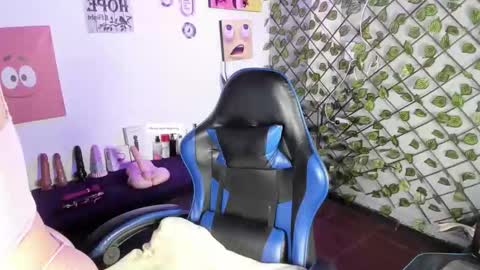 Amy Hoy69 online show from March 2026 02:13:02 AM