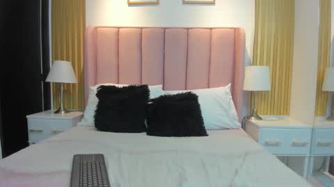 Amy  online show from February 2026 03:37:02 AM