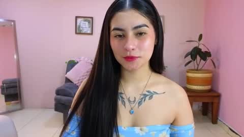 Snapshot of amy_lovelydoll chatting on October 2025 07:12:01 PM Amy online show from October 2025 07:12:01 PM