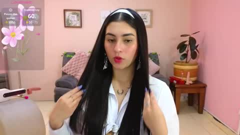 Snapshot of amy_lovelydoll chatting on October 2025 08:30:01 PM Amy online show from October 2025 08:30:01 PM