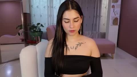 Snapshot of amy_lovelydoll chatting on November 2025 08:43:01 PM Amy online show from November 2025 08:43:01 PM