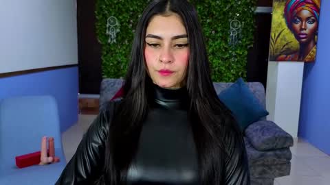 Snapshot of amy_lovelydoll chatting on November 2025 07:25:01 PM Amy online show from November 2025 07:25:01 PM