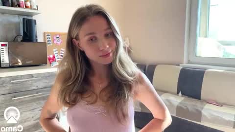 Snapshot of amy_meoww chatting on September 2025 10:19:02 AM amy_meoww online show from September 2025 10:19:02 AM