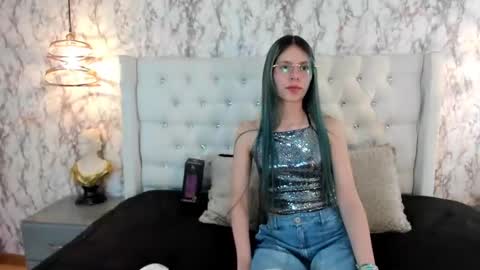 amy_michiru online show from October 2025 06:51:01 PM