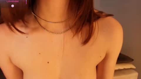 Snapshot of amy_skinny2024 chatting on November 2025 12:10:02 AM AMY online show from November 2025 12:10:02 AM