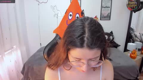 Amy sophia 3 online show from October 2025 12:56:01 PM