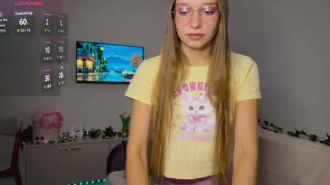 Snapshot of amy_yammy3 chatting on July 2026 06:17:01 PM Amy online show from July 2026 06:17:01 PM