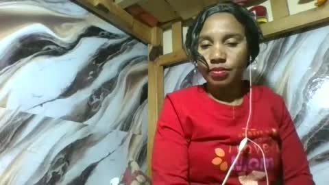 Snapshot of amyatche chatting on June 2026 06:35:01 AM Amyatche online show from June 2026 06:35:01 AM