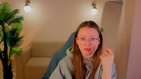 amycherryberry online show from November 2025 03:07:01 AM