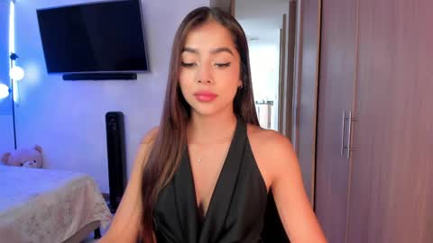 Amy  online show from April 2026 08:18:01 PM