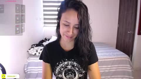 Jenn  online show from December 2025 10:16:01 PM