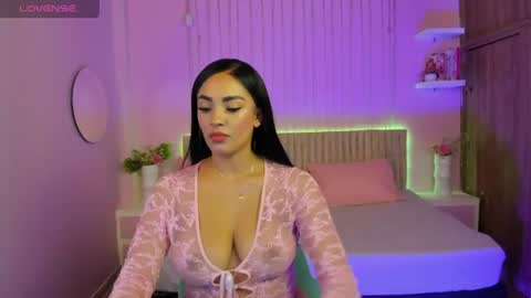 Snapshot of amyjohnsonn chatting on July 2026 08:38:02 PM amyjohnsonn online show from July 2026 08:38:02 PM