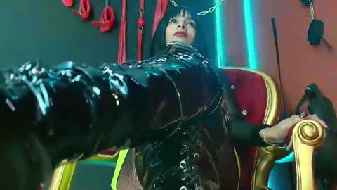 Amy Wong Grey online show from December 2024 11:19:01 PM