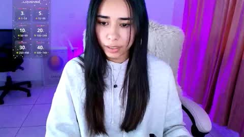 Snapshot of amyolimpo chatting on November 2025 06:34:01 AM Amy ... Nice to meet u thumb up me please its important online show from November 2025 06:34:01 AM