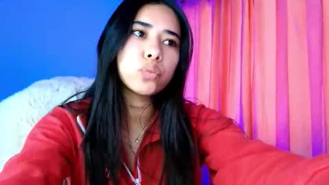 Snapshot of amyolimpo chatting on November 2025 06:33:02 PM Amy ... Nice to meet u thumb up me please its important online show from November 2025 06:33:02 PM