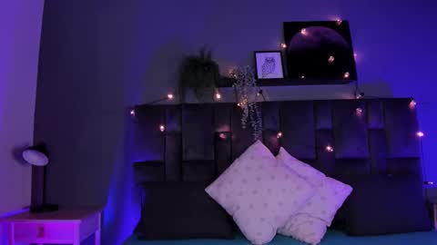 Snapshot of amypalmmer chatting on November 2025 11:43:02 AM AMMY online show from November 2025 11:43:02 AM