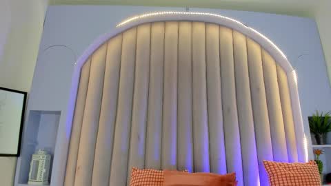 Snapshot of amypalmmer chatting on November 2025 11:42:02 AM AMMY online show from November 2025 11:42:02 AM