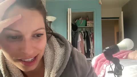 Snapshot of amysmilez chatting on January 2025 08:02:01 PM Amy Smilez online show from January 2025 08:02:01 PM