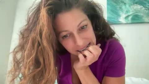 Snapshot of amysmilez chatting on April 2026 03:40:02 PM Amy Smilez online show from April 2026 03:40:02 PM