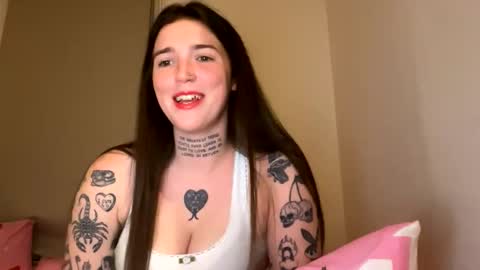 Snapshot of amyyyoxxo chatting on February 2025 08:25:01 PM Amyyyoxxo online show from February 2025 08:25:01 PM