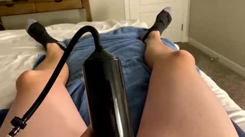 an851986 online show from October 2025 03:01:01 PM