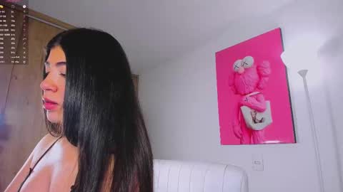 Ana online show from September 2025 07:25:01 PM