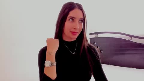 Snapshot of ana_castilo chatting on December 2024 03:00:02 PM Ana  IG an castillo 1 online show from December 2024 03:00:02 PM