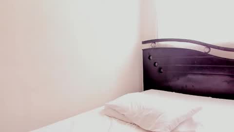 Snapshot of ana_castilo chatting on December 2024 02:57:02 PM Ana  IG an castillo 1 online show from December 2024 02:57:02 PM