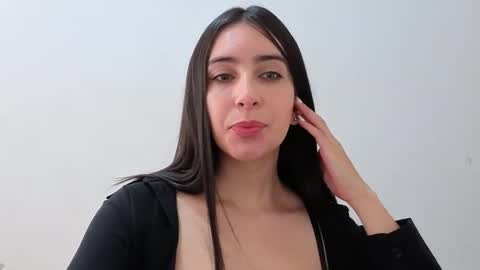 Snapshot of ana_castilo chatting on October 2025 12:39:02 PM Ana  IG an castillo 1 online show from October 2025 12:39:02 PM