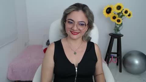  Ana  online show from September 2025 10:46:01 PM