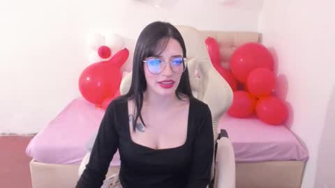 Im anna but you can call me as you want online show from March 2026 12:21:01 AM