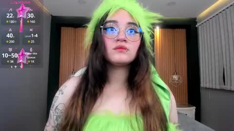 Snapshot of ana_taylor2 chatting on December 2024 06:50:01 PM Ana online show from December 2024 06:50:01 PM