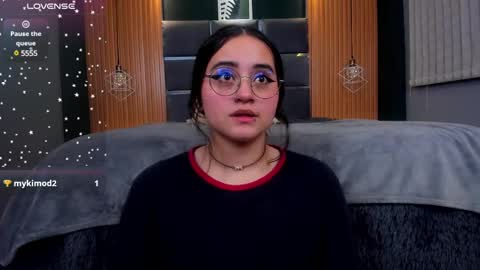 Snapshot of ana_taylor2 chatting on February 2025 09:54:01 PM Ana online show from February 2025 09:54:01 PM