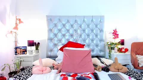 anaa_bellaa online show from January 2025 03:22:02 PM