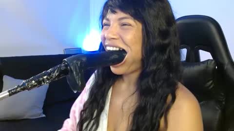 anabel alice gandara  online show from February 2025 02:32:02 PM