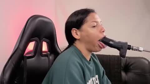 anabel alice gandara  online show from December 2025 09:22:02 PM