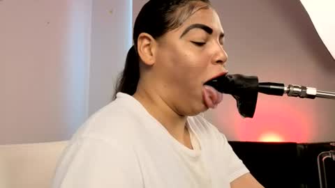 Anabel Alice Gandara online show from August 2026 03:47:01 PM