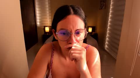 Snapshot of anabel_25 chatting on November 2025 02:28:02 PM Anabel online show from November 2025 02:28:02 PM