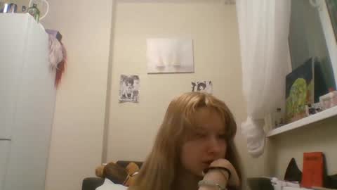 Snapshot of anabelbrando chatting on July 2026 05:12:02 PM Malvina online show from July 2026 05:12:02 PM
