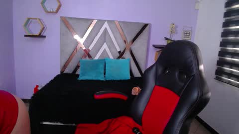 Snapshot of anabella_thompson chatting on October 2025 11:44:01 AM Anabella online show from October 2025 11:44:01 AM