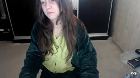 Milana online show from February 2026 04:33:01 AM