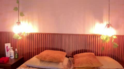 Anna online show from February 2026 05:22:02 PM