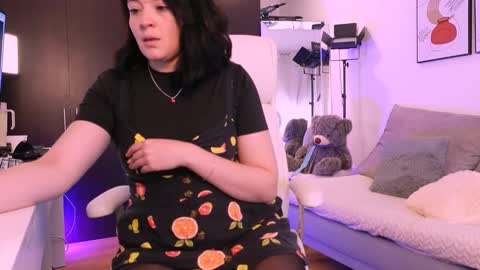 Snapshot of anah_ chatting on November 2025 04:29:01 PM IG Soyanah online show from November 2025 04:29:01 PM