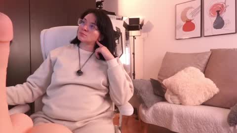 IG Soyanah  online show from December 2025 02:18:01 AM