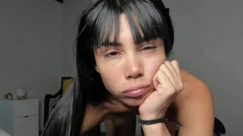 Ana Henao or Annie... Follow me ahenaocb Insta  X online show from March 2026 02:04:02 AM